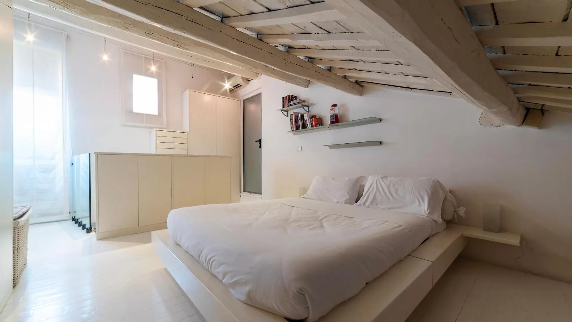 Apartment Cappellari 4 - Fromhometorome Italy
