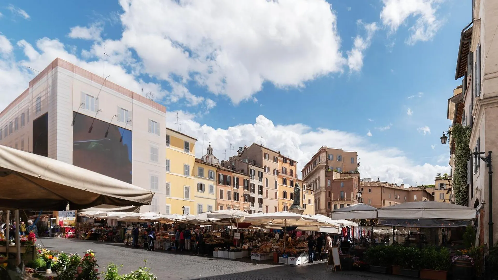 Cappellari 4 - Fromhometorome 0*, Rome