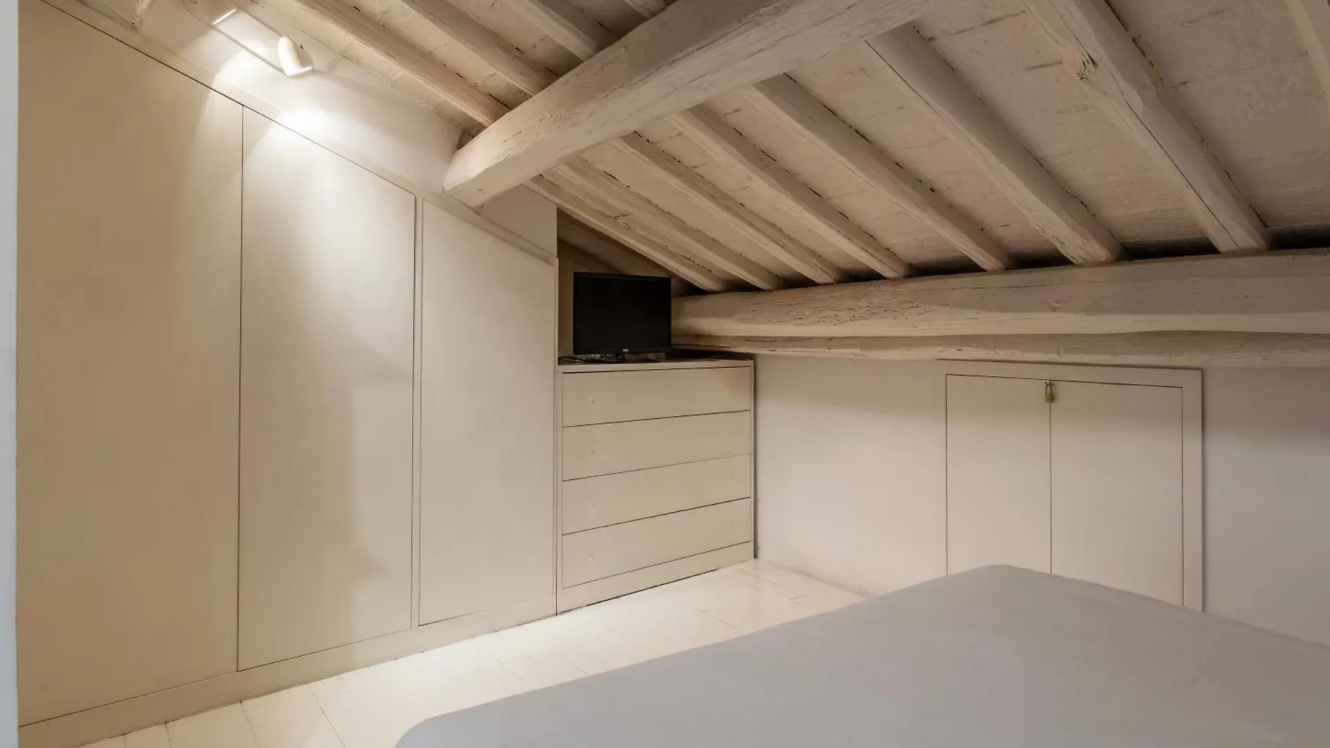Cappellari 4 - Fromhometorome Rome